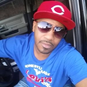 Meet your Posher, Buddy